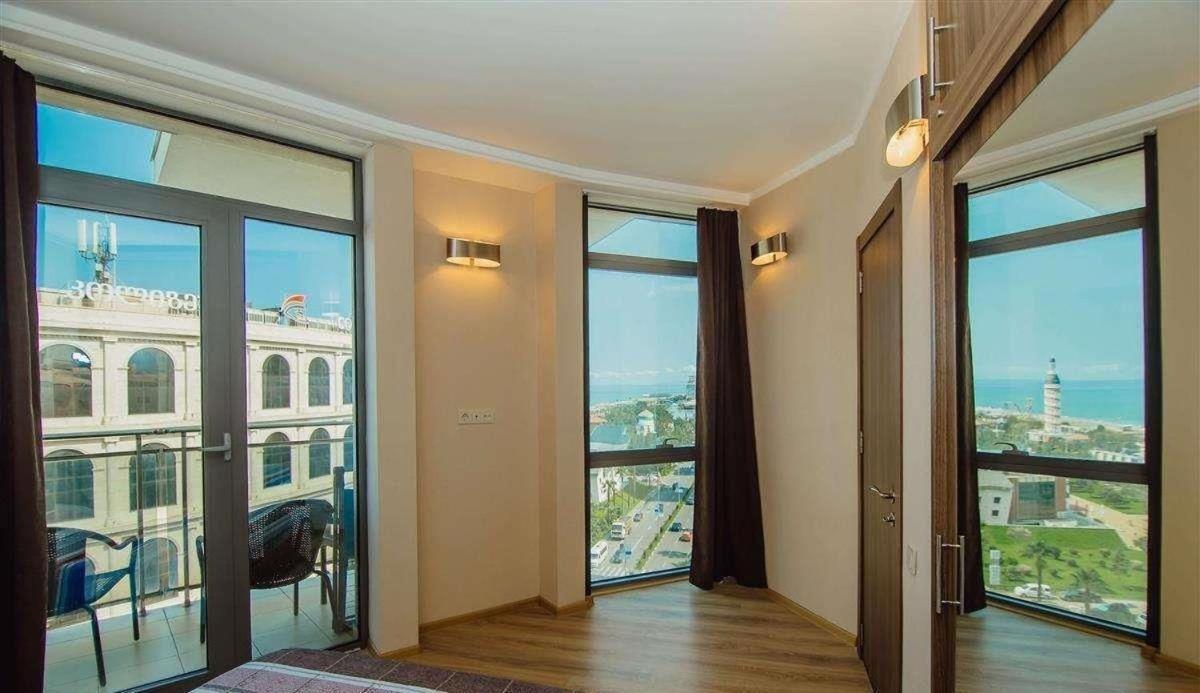 Batumi Royal Apartments Eksteriør bilde