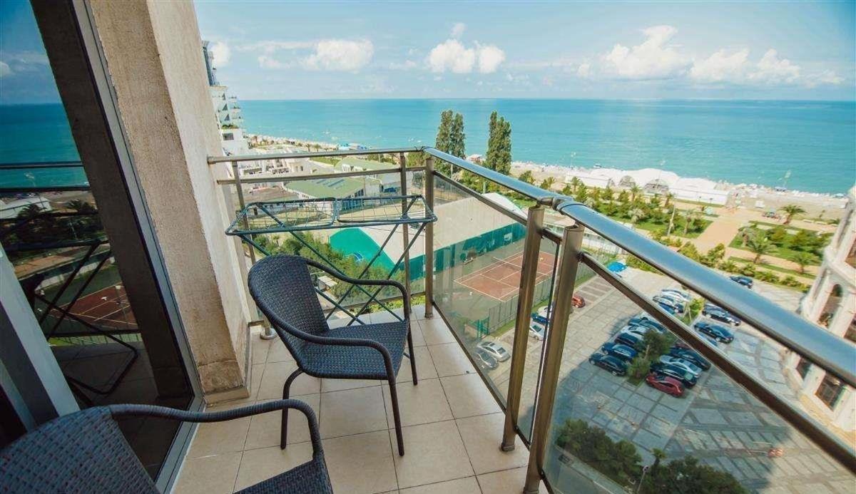 Batumi Royal Apartments Eksteriør bilde